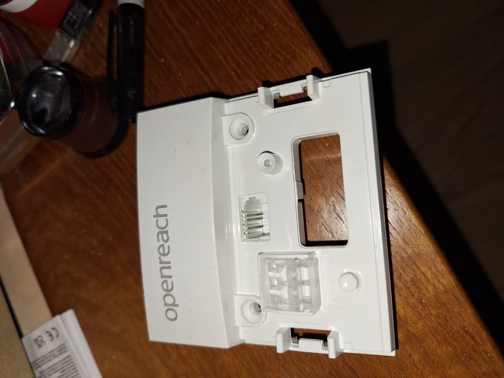 5c Master socket back plate connections are on the back for the two wires that are used!