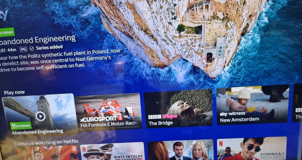 and the play now rail exists above continue watching on netflix.jpg